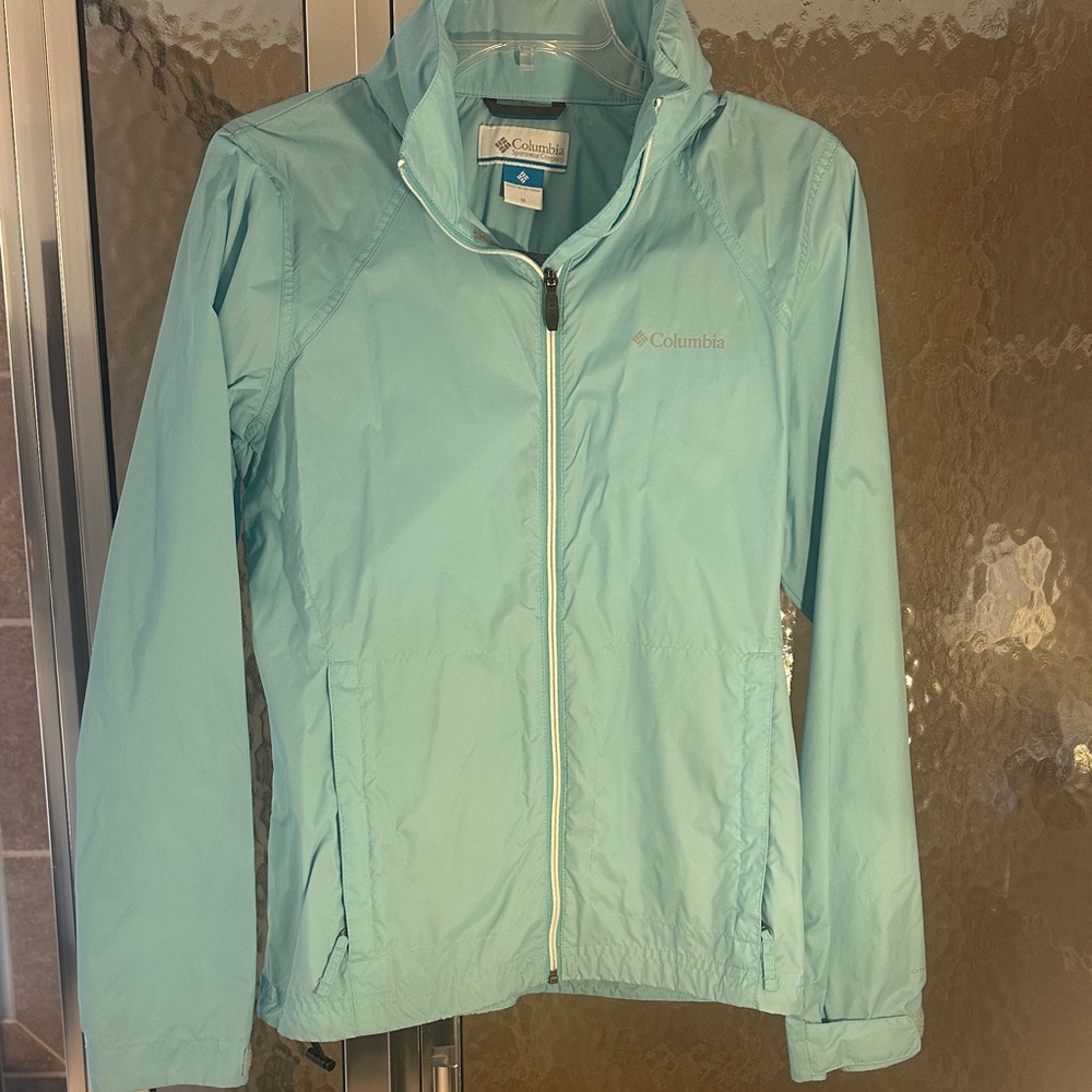 Columbia wind breaker Jacket